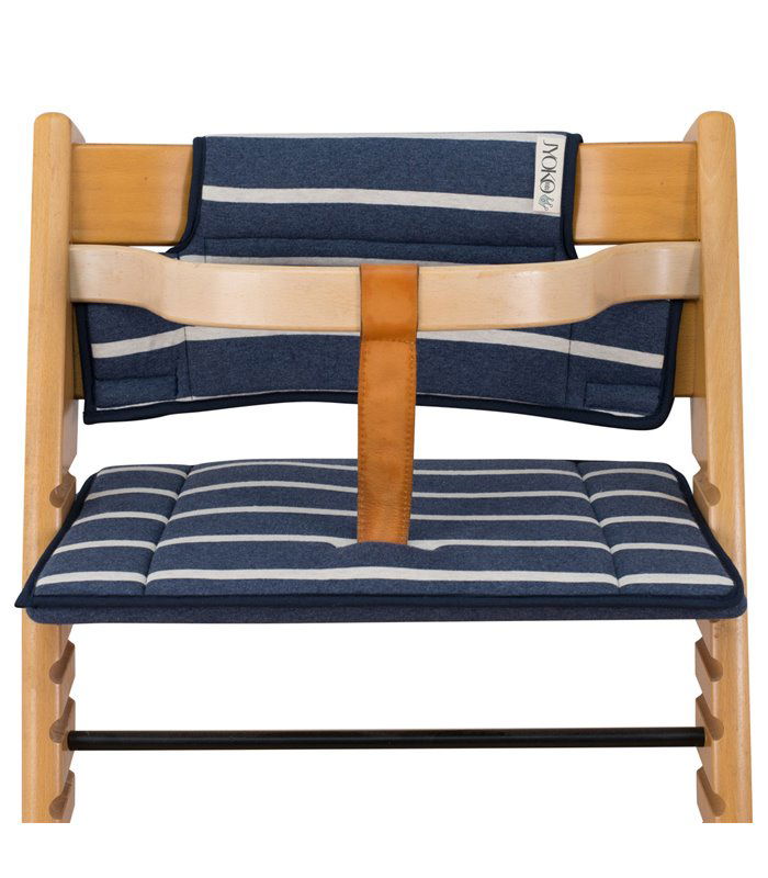 Stokke Tripp trapp - Vista frontal com retentor Sailor Stripes